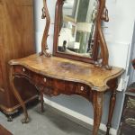 735 8042 DRESSING TABLE